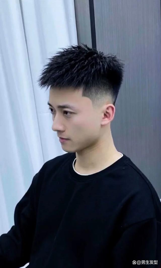 男生剪什么样的发型最好看