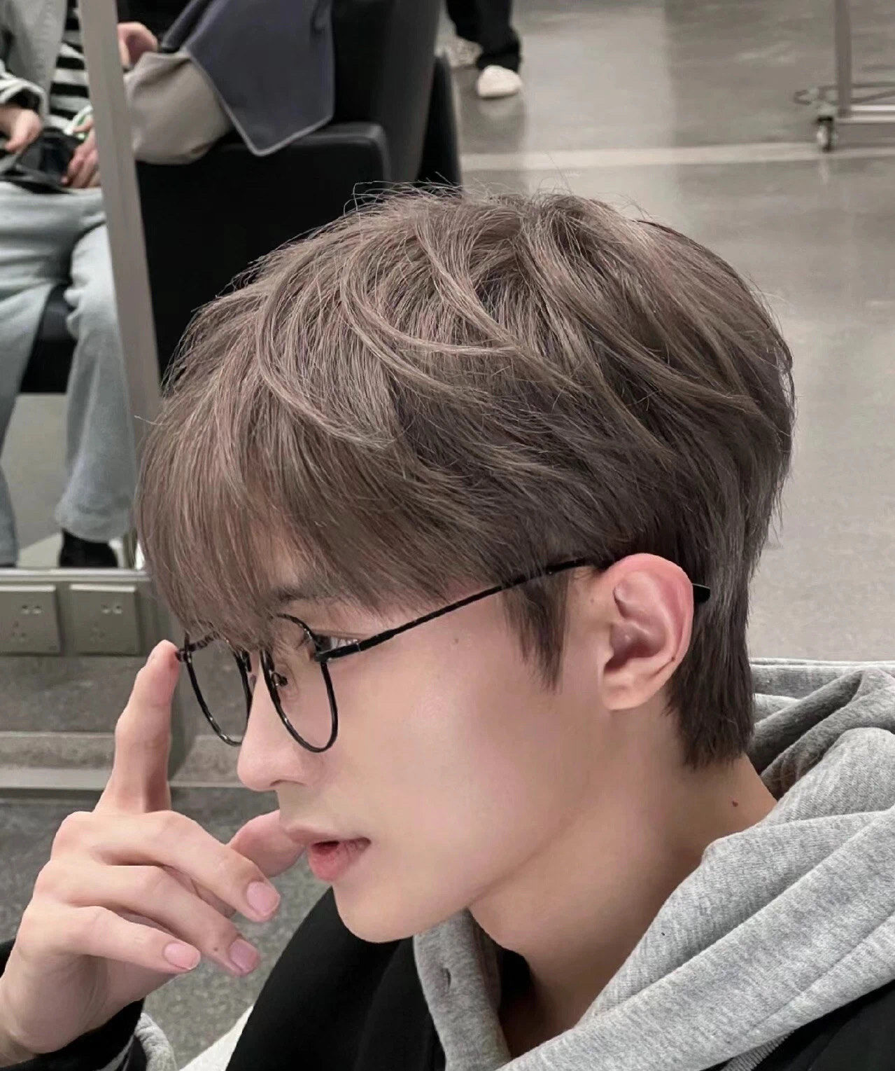 适合校园男生学生发型图片