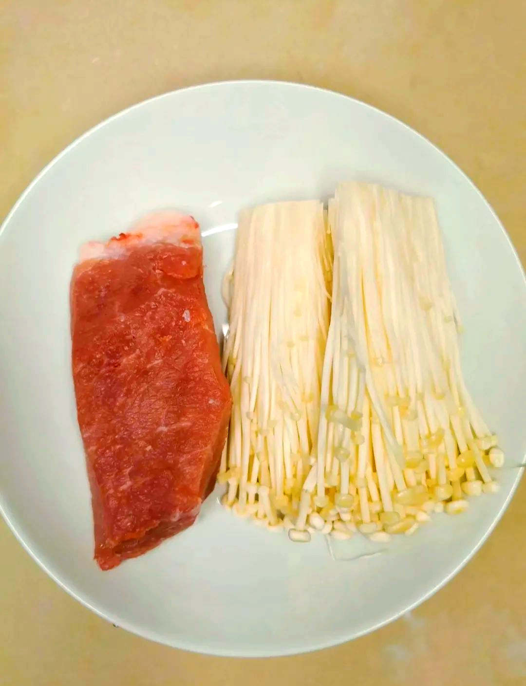金针菇瘦肉汤做法教程