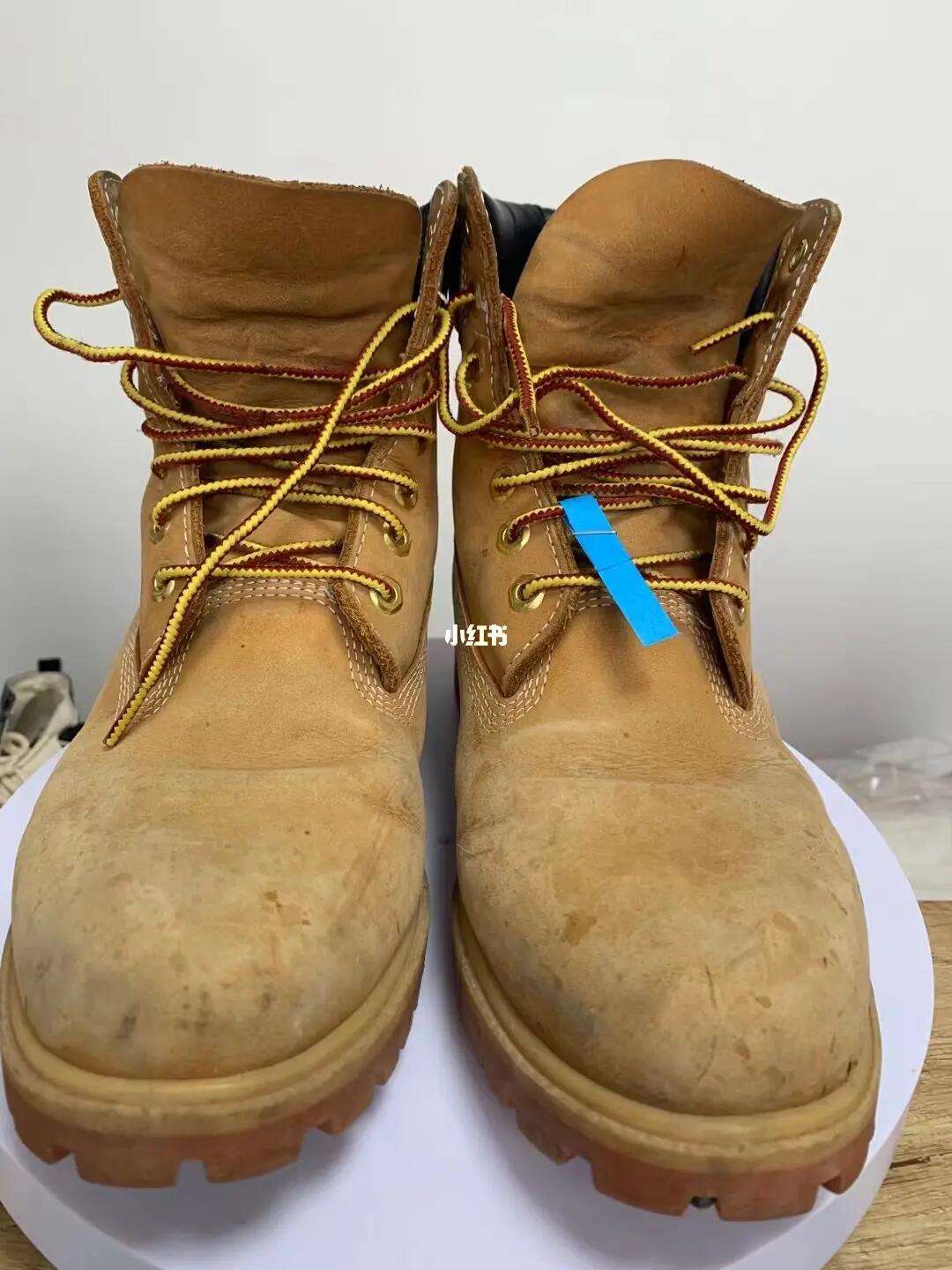 怎么清洁马丁靴鞋面